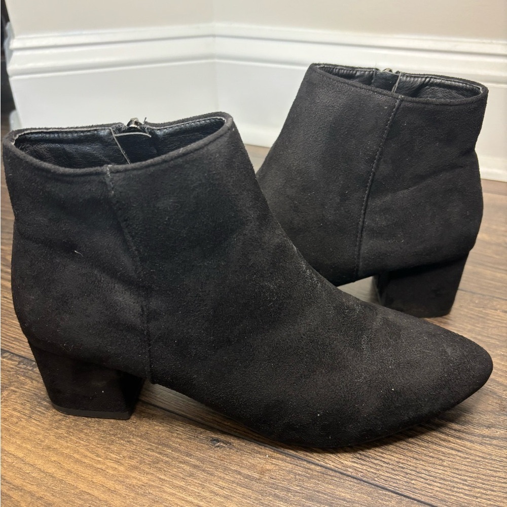 Black Boots